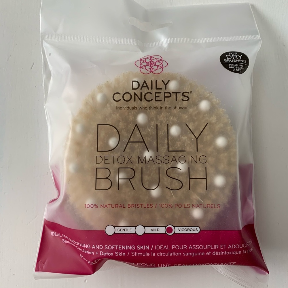 Daily Detox Massaging Brush